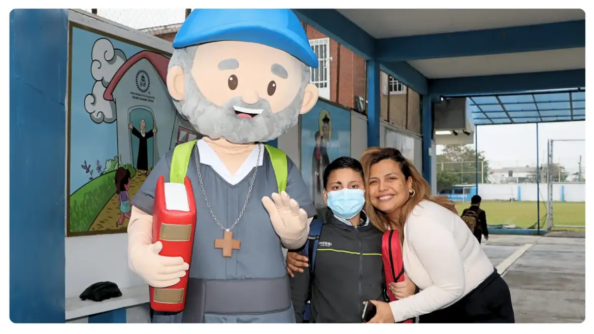 Un nuevo símbolo de alegría llega a nuestra comunidad educativa, ¡Bienvenido San José de Calasanz!