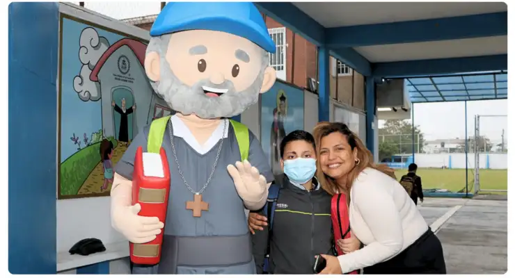 Un nuevo símbolo de alegría llega a nuestra comunidad educativa, ¡Bienvenido San José de Calasanz!