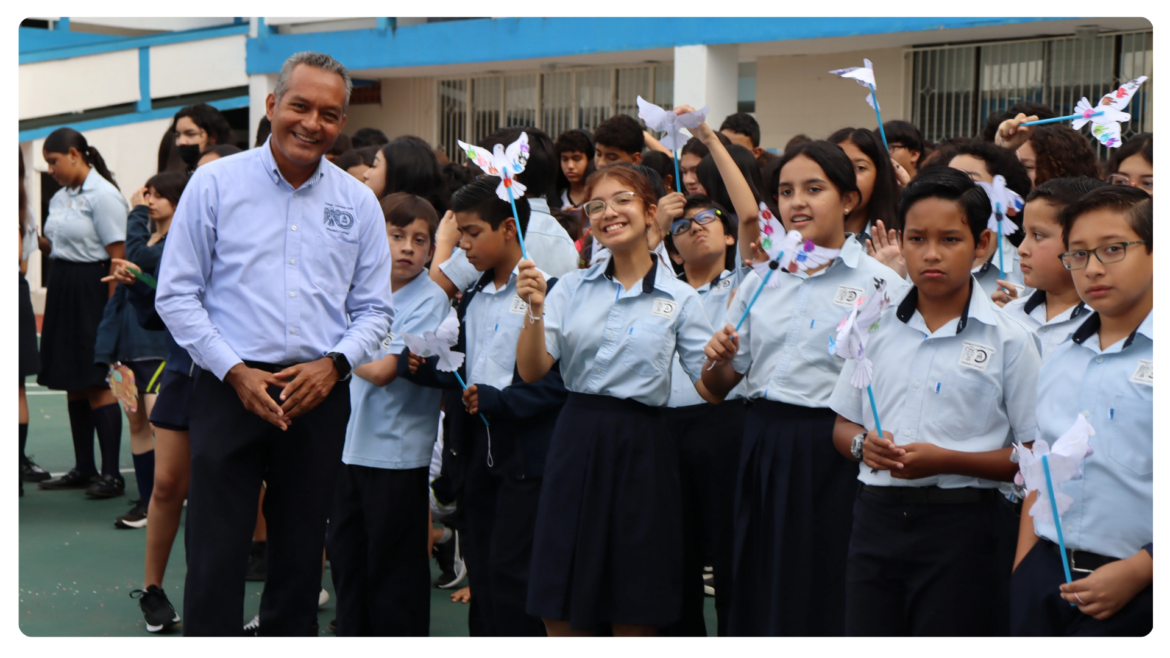 Colegio Cristóbal Colón celebra la Misa de Pentecostés