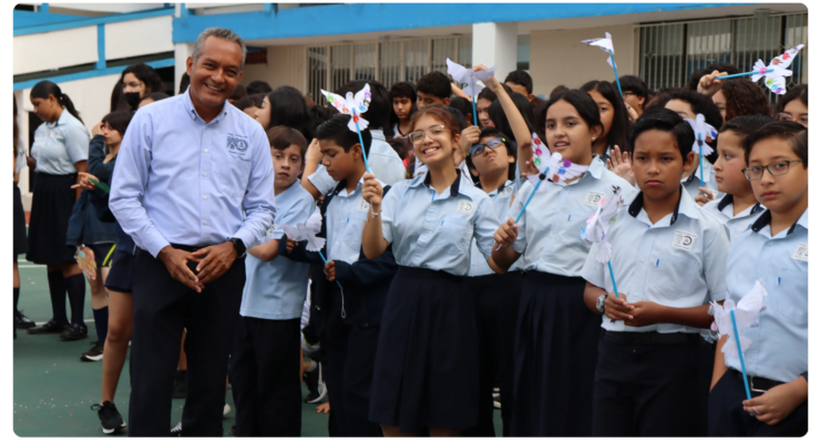 Colegio Cristóbal Colón celebra la Misa de Pentecostés