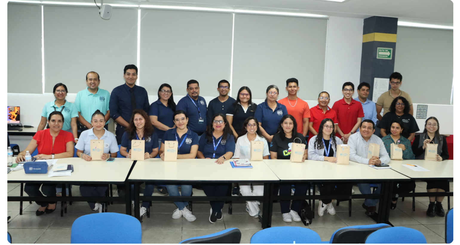 Una Comunidad que Crece: ¡Bienvenidos a la Familia Colón!